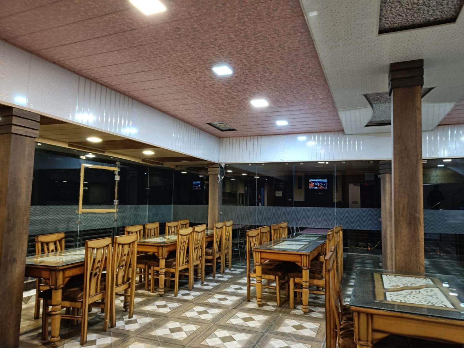 King Castle Mcleodganj-Centrally Heated And Air Cooled- Near Mall Road - Free Parking Dharamshala Luaran gambar