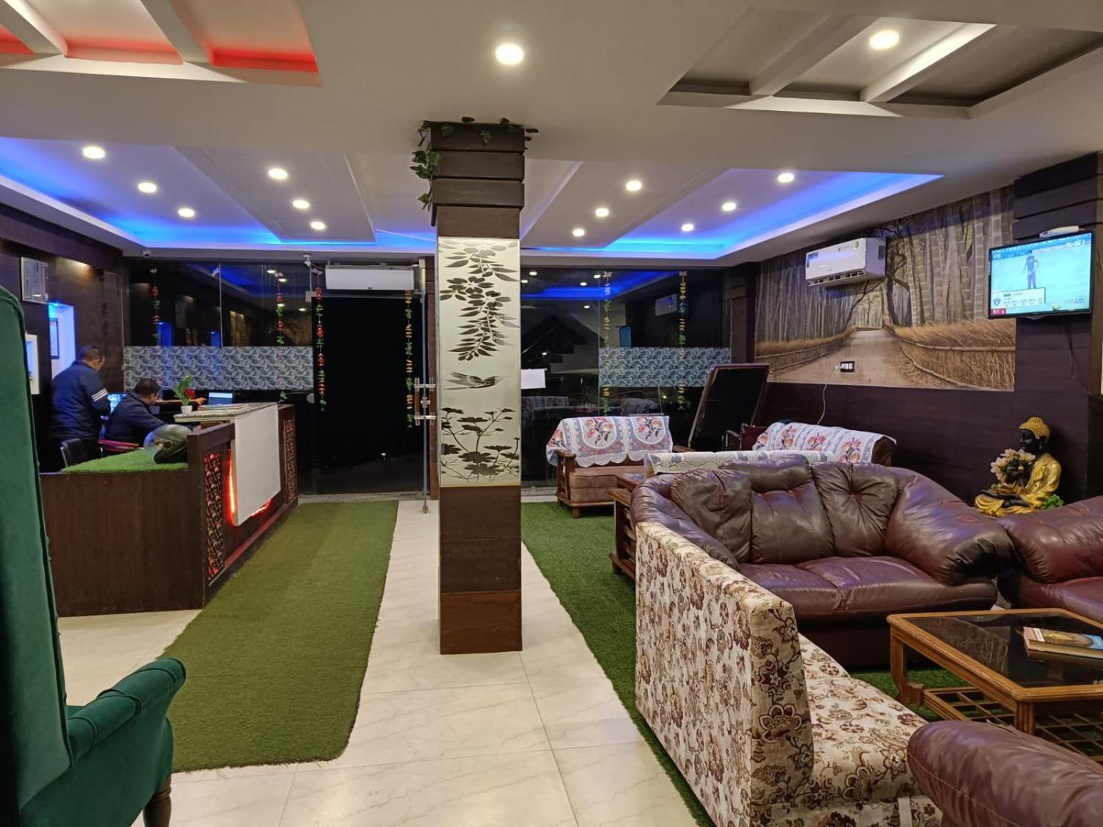 King Castle Mcleodganj-Centrally Heated And Air Cooled- Near Mall Road - Free Parking Dharamshala Luaran gambar