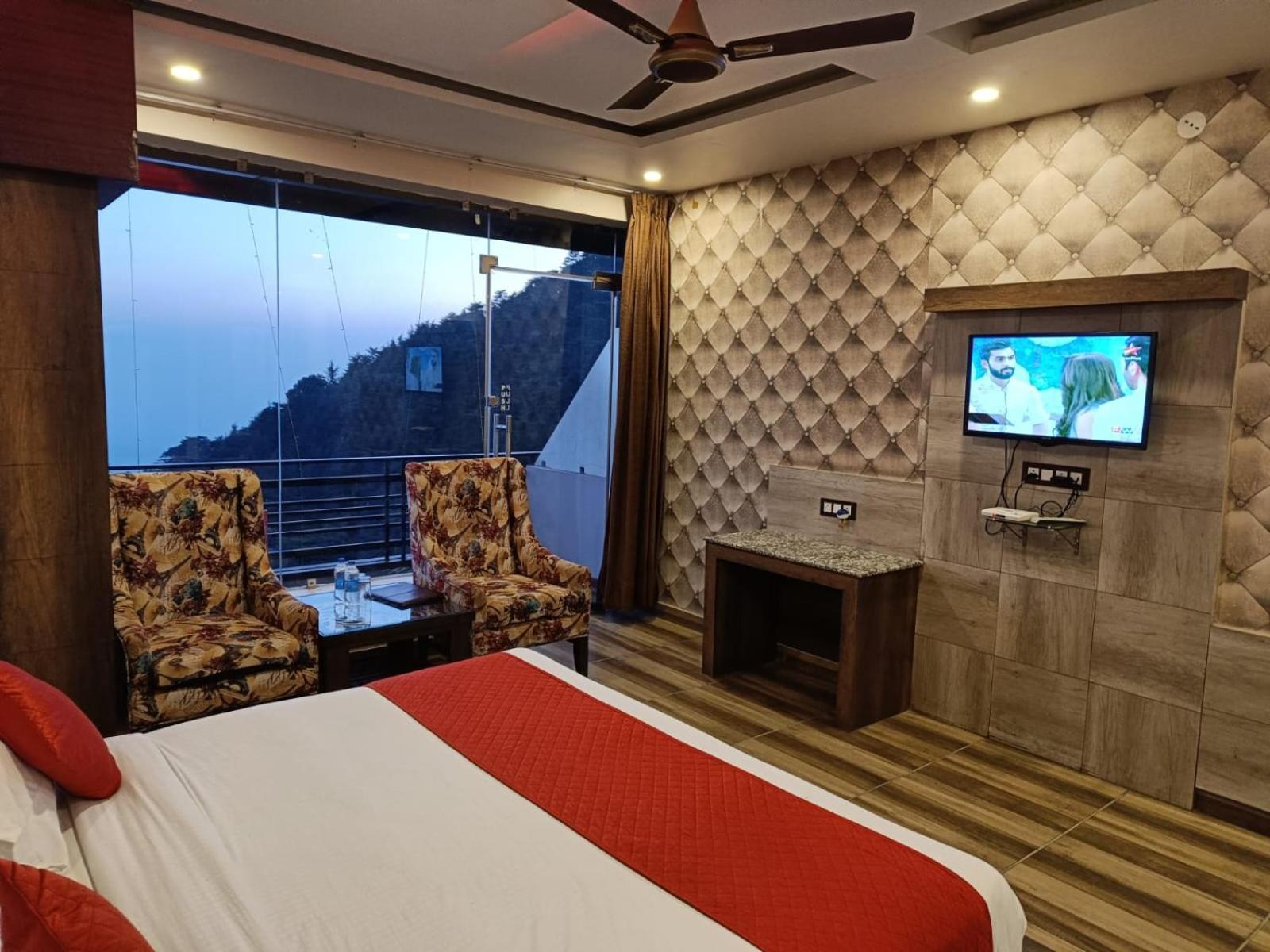 King Castle Mcleodganj-Centrally Heated And Air Cooled- Near Mall Road - Free Parking Dharamshala Luaran gambar