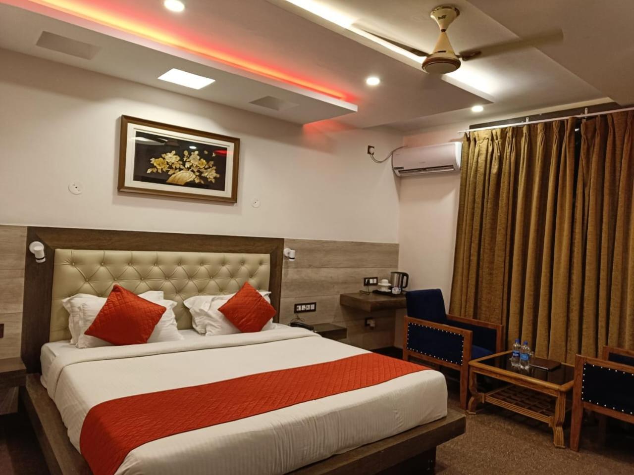 King Castle Mcleodganj-Centrally Heated And Air Cooled- Near Mall Road - Free Parking Dharamshala Luaran gambar